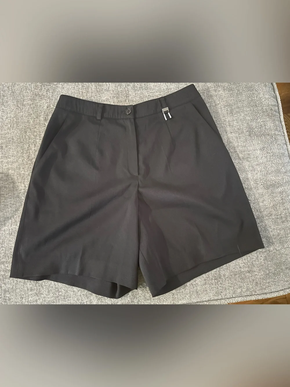 Enzoro Valentino Looney Tunes Embroidered Shorts‎ M Korea Tweety Sylvester